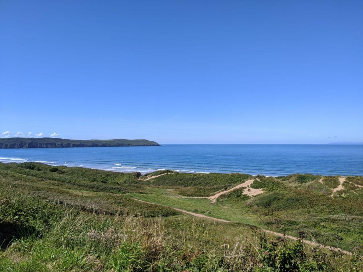 2 Middlecombe - Luxury Apartment At Byron Woolacombe, Only 4 Minute Walk To Woolacombe Beach! Exterior photo