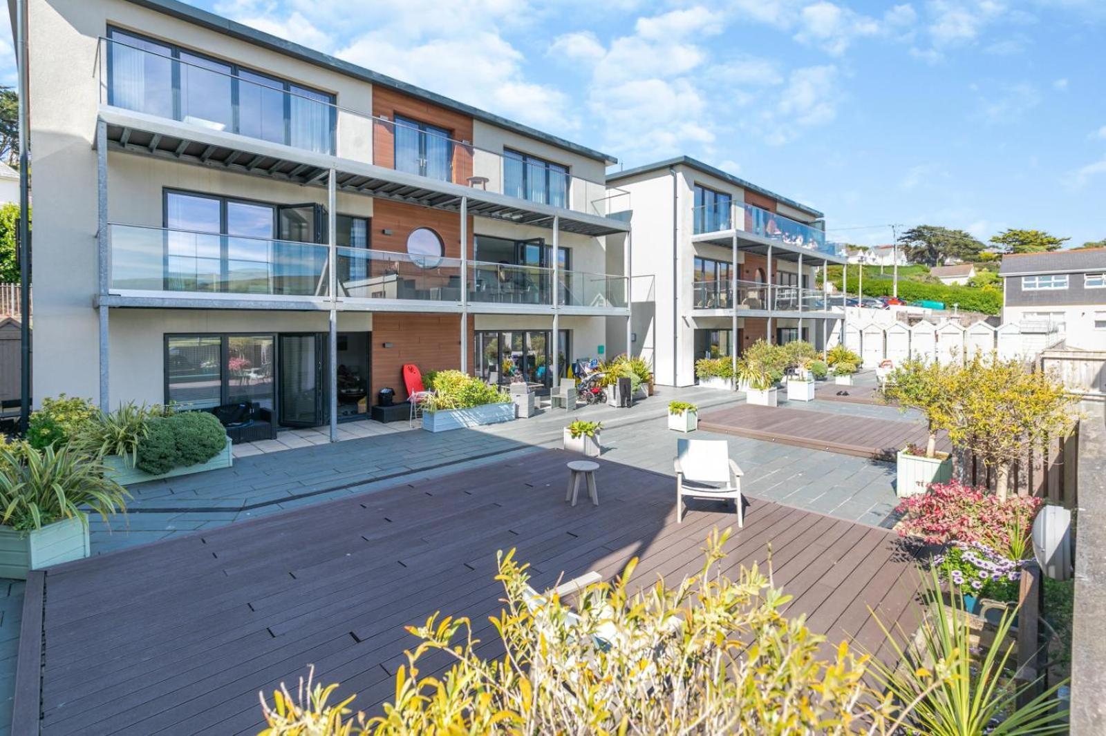 2 Middlecombe - Luxury Apartment At Byron Woolacombe, Only 4 Minute Walk To Woolacombe Beach! Exterior photo